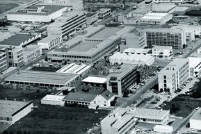 unternehmen geschichte 04 GEBAEUDE